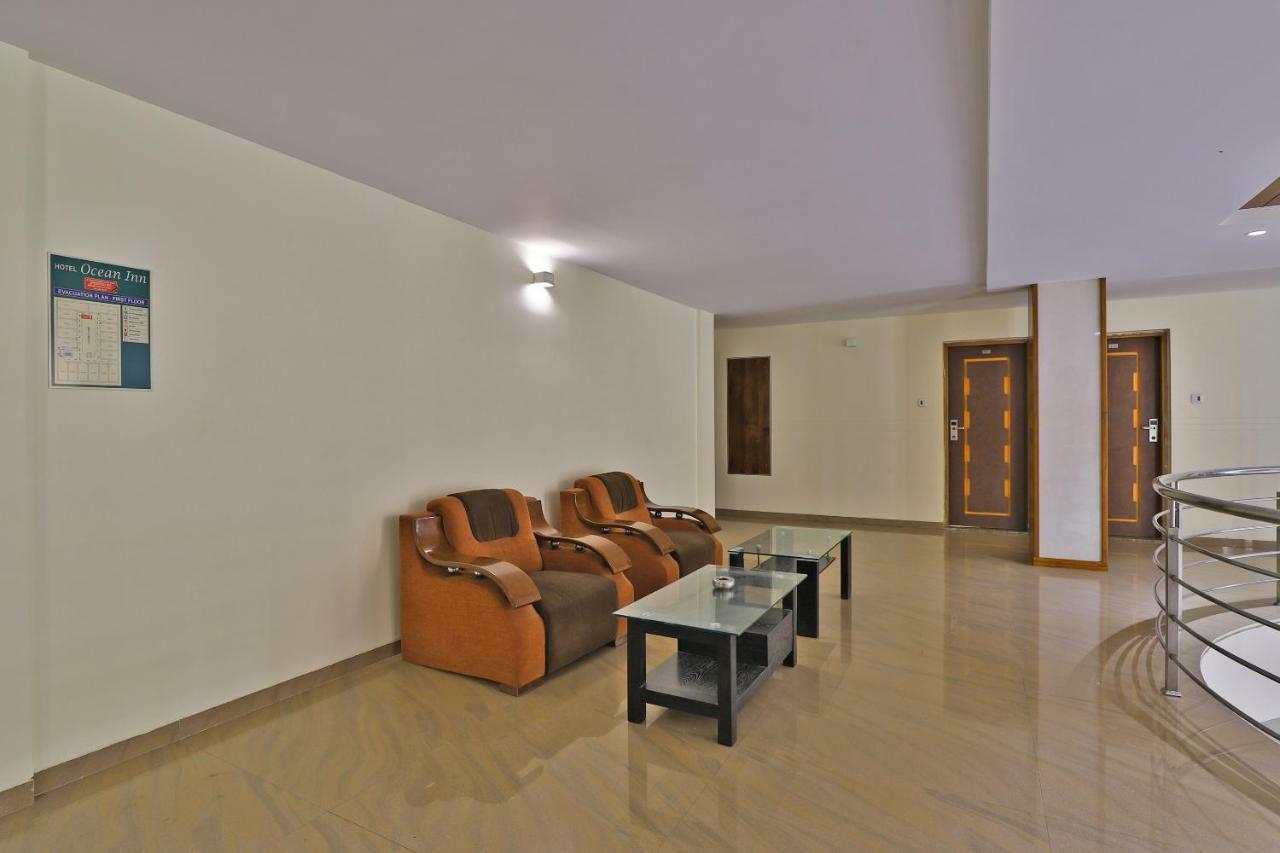 Palette - Hotel Ocean Inn Daman Buitenkant foto