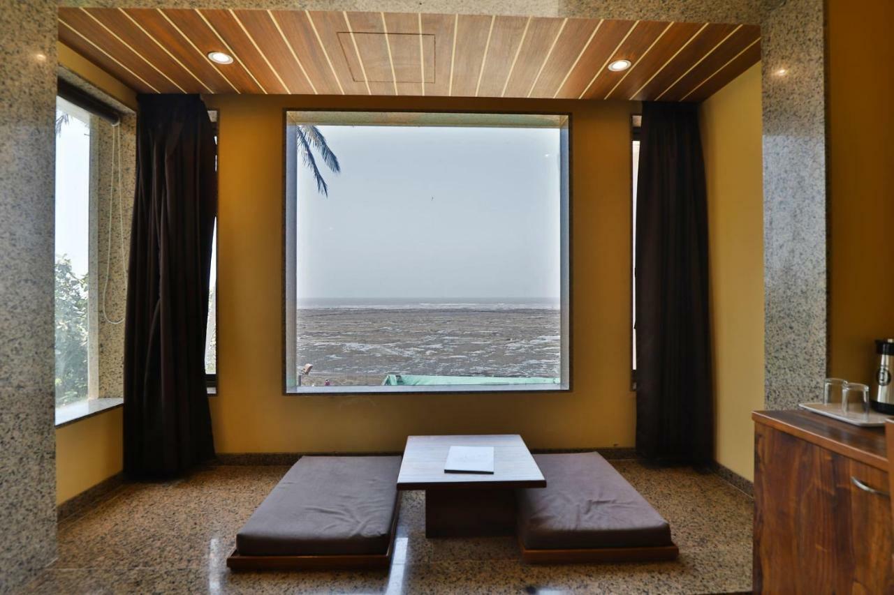 Palette - Hotel Ocean Inn Daman Buitenkant foto